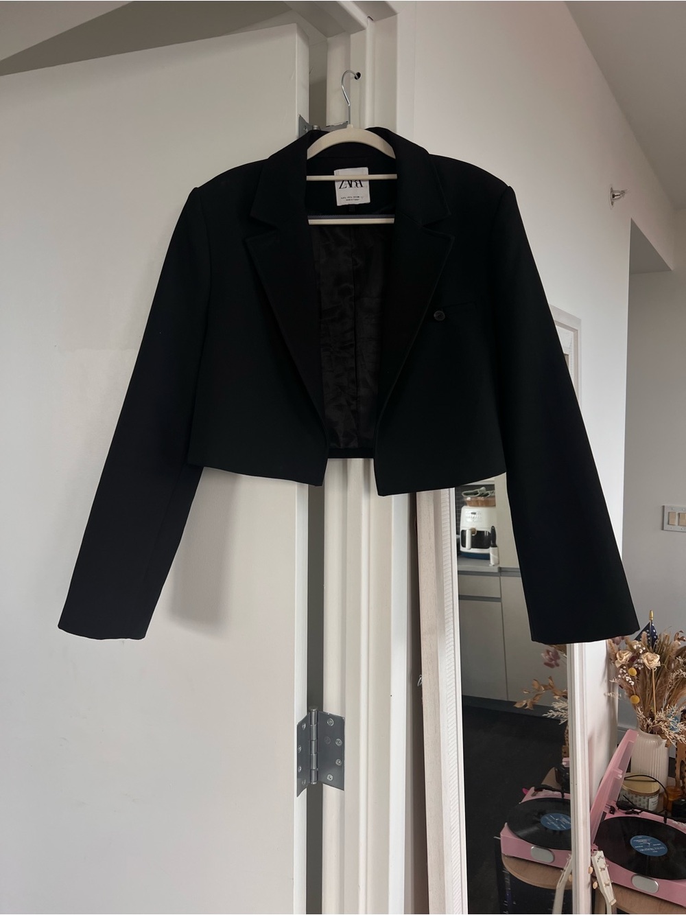 Zara Black Cropped Tailored Blazer